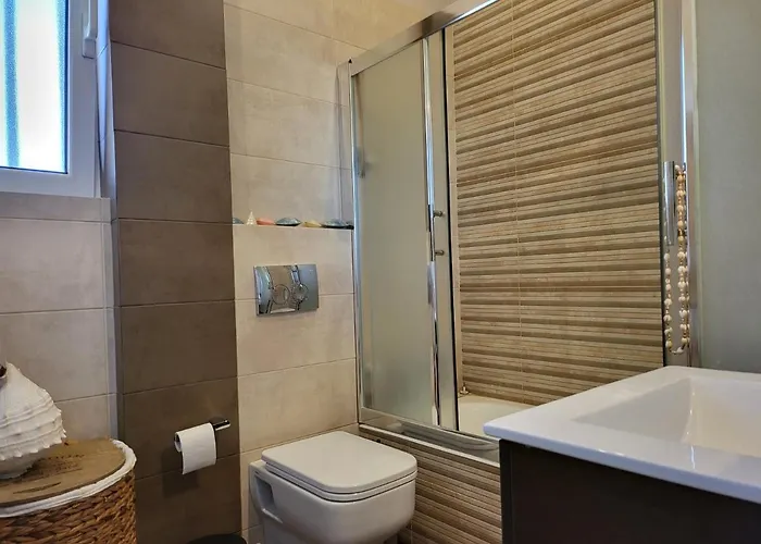 The Sound Of The Sea *